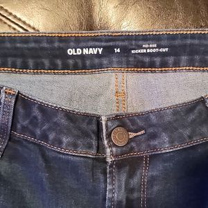 Old Navy Mid Rise Kicker Boot Cut Jean Size 14 Dark Indigo New without Tags